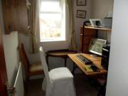 4 Bedrooms Semi detached house for sale in Severn Road,...