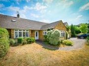 4 Bedrooms Semi detached house for sale in Sundon...