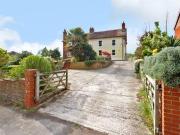 4 Bedrooms Semi detached house for sale in The Butts,...