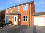 4 Bedrooms Semi detached house for sale in Tudor Court,...