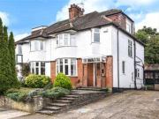 4 Bedrooms Semi detached house for sale in Whitchurch...