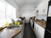 4 Bedrooms Terraced house for rent in Abbey Street,...