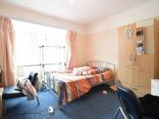 4 Bedrooms Terraced house for rent in Baden Road,...