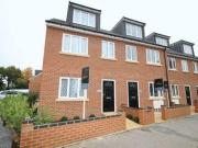 4 Bedrooms Terraced house for rent in Brindley Avenue,...