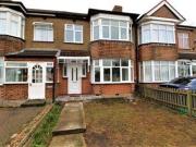 4 Bedrooms Terraced house for rent in Camrose Avenue,...