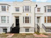 4 Bedrooms Terraced house for rent in College Street,...