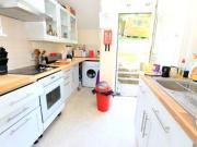 4 Bedrooms Terraced house for rent in Coombe Road,...
