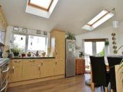 4 Bedrooms Terraced house for rent in Crayford Road,...
