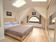 4 Bedrooms Terraced house for rent in Drake Close,...