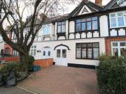 4 Bedrooms Terraced house for rent in Eccleston...