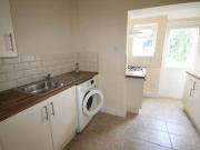 4 Bedrooms Terraced house for rent in Grove Road,...