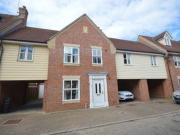 4 Bedrooms Terraced house for rent in Hatcher Crescent,...