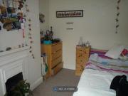 4 Bedrooms Terraced house for rent in Lyndhurst Road,...