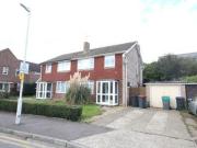 4 Bedrooms Terraced house for rent in Ramsey Close,...