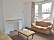 4 Bedrooms Terraced house for rent in Riley Road,...