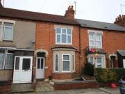 4 Bedrooms Terraced house for rent in Rothersthorpe...