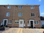 4 Bedrooms Terraced house for rent in Ruffles Road,...