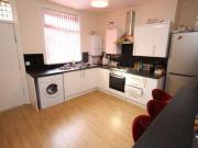 4 Bedrooms Terraced house for rent in Thornville Street,...