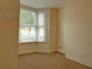4 Bedrooms Terraced house for rent in Westdown Road,...