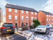 4 Bedrooms Terraced house for sale in Cherry Avenue,...