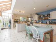 4 Bedrooms Terraced house for sale in Clift Road, Ashton...