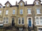 4 Bedrooms Terraced house for sale in Oakroyd Terrace,...