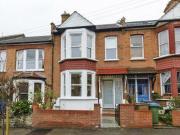 4 Bedrooms Terraced house for sale in Ruby Road,...