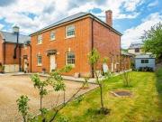 4 Bedrooms Terraced house for sale in The Elms,...