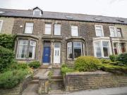 4 Bedrooms Terraced house for sale in Todmorden Road,...