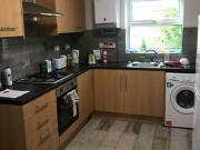 4 Bedrooms Town house for rent in Crookesmoor Road,...