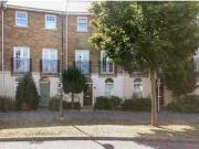 4 Bedrooms Town house for rent in Eastbury Way,...