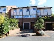 4 Bedrooms Town house for rent in Leslie Road, Dorking RH4