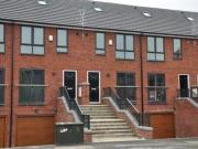 4 Bedrooms Town house for rent in Lower Broughton Road,...