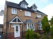 4 Bedrooms Town house for rent in Mariner Avenue,...