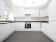 4 Bedrooms Town house for rent in Norman Road,...