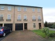 4 Bedrooms Town house for sale in Kingsley Drive,...