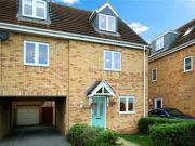 4 Bedrooms Town house for sale in Minerva Close,...