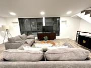 4 bedrooms townhouse for sale near Congressional Avenue...