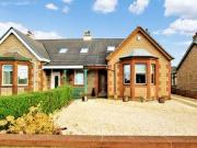 4 Bedrooms Villa for sale in The Loaning, Motherwell ML1
