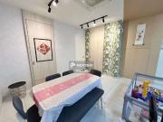 4 bedrooms with ensuite bathrooms Comes with dry and wet...