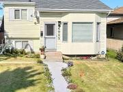 4 Beds 2 Baths House