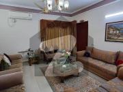 4 Beds 8 Marla Prime Location House for Sale in Green...