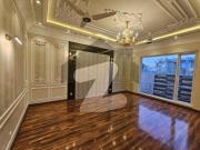 4 Beds Full House 10 Marla Prime Location House For Rent...