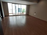 4 BHK Apartment in Vile Parle West for resale Mumbai...