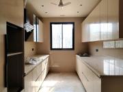 4 BHK Independent Builder Floor in DLF Phase 2 for rent...