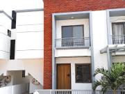 4 BHK Villa in Sunpharma Road for rent Vadodara. The...