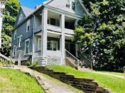 4 Br, 1 bath, Townhouse/Brownstone/RowHouse 627 Crosby St