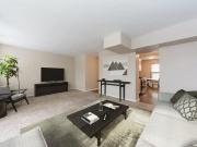 4 Br, 2 bath, Apartment 2701 S Indiana Ave