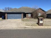 4 Br, 2 bath, Single Family 5901 Se 88th St