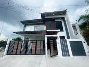4 BR LUXURIOUS HOUSE & LOT FOR SALE WITH PRIVATE POOL...